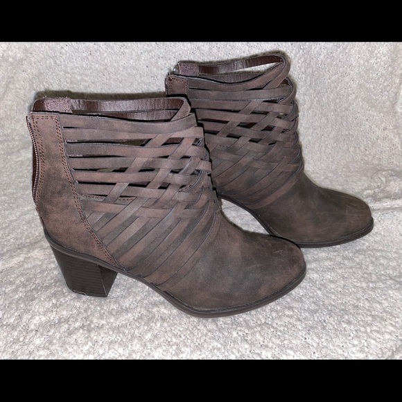 Strappy ankle booties - Picture 1 of 3